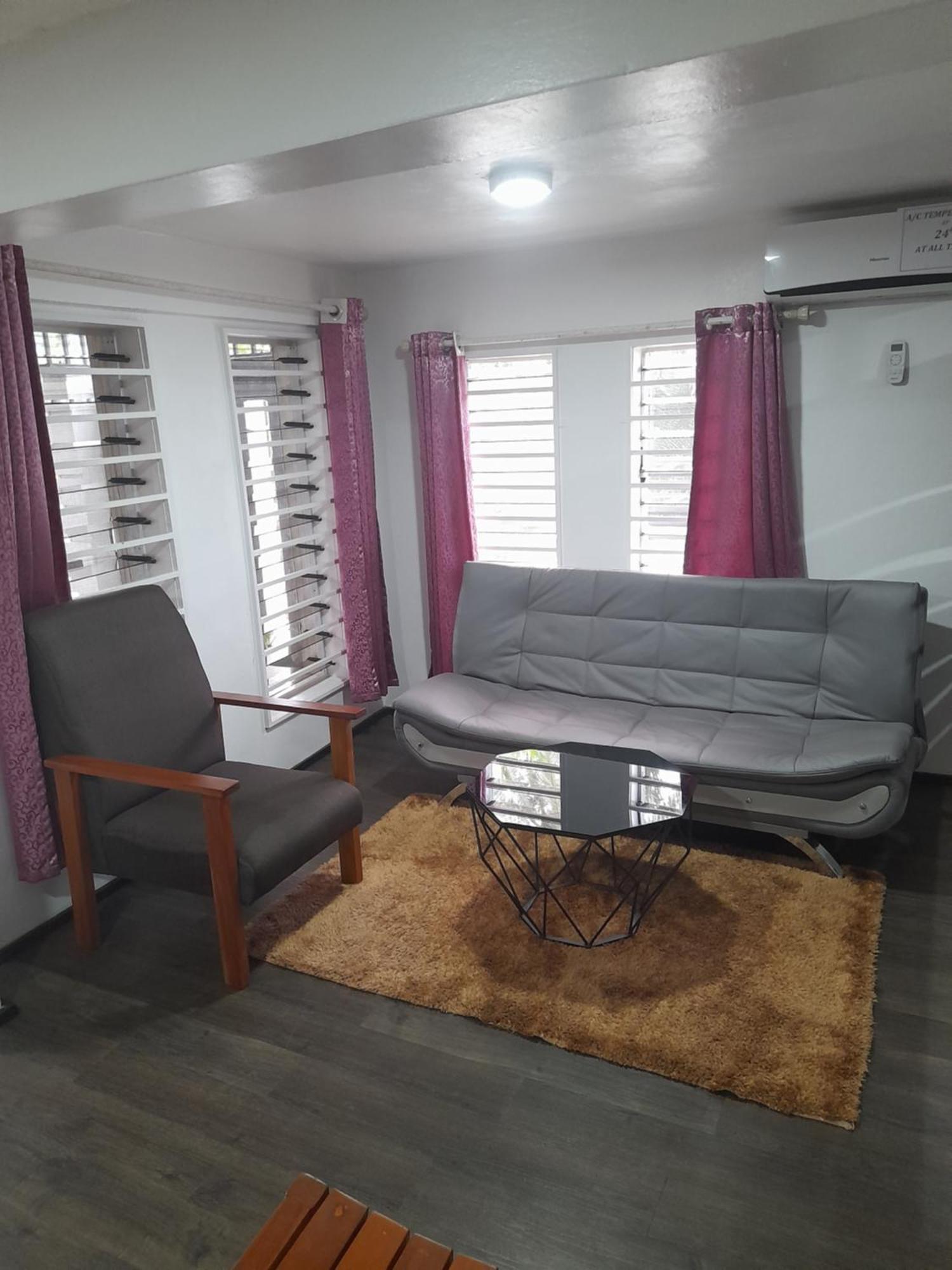 Bidesi Villa Apartments ซุวา ภายนอก รูปภาพ