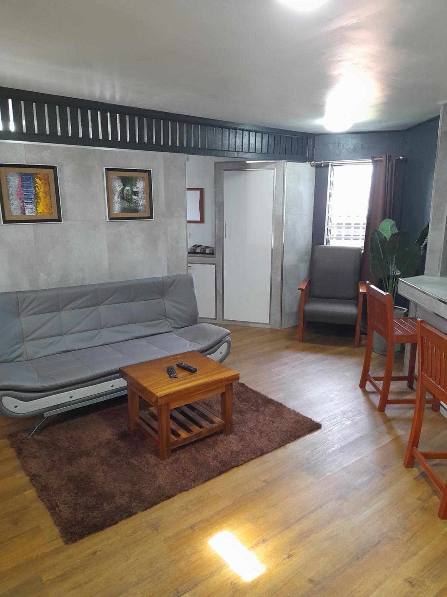 Bidesi Villa Apartments ซุวา ภายนอก รูปภาพ
